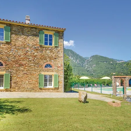 Holiday home 3 Bedroom Cozy In Maria Poggio *