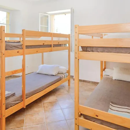 3 Bedroom Cozy In Maria Poggio Holiday home Santa-Maria-Poggio (Corsica)