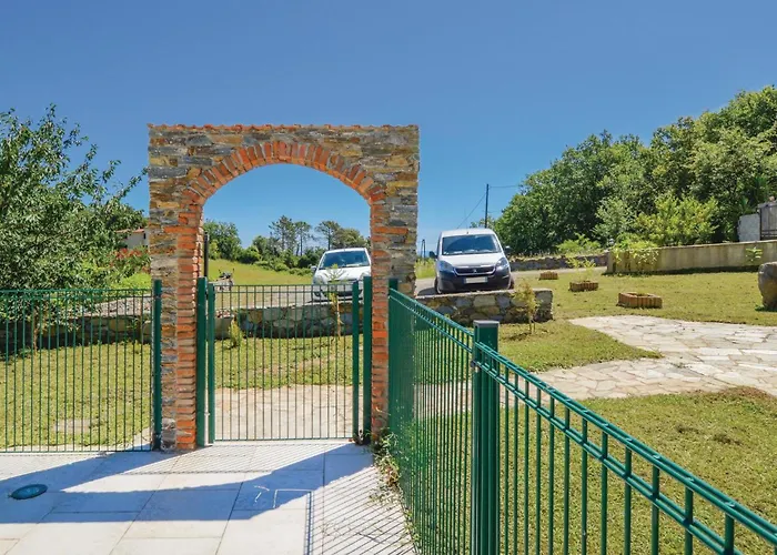 Beautiful In Maria Poggio Holiday home *